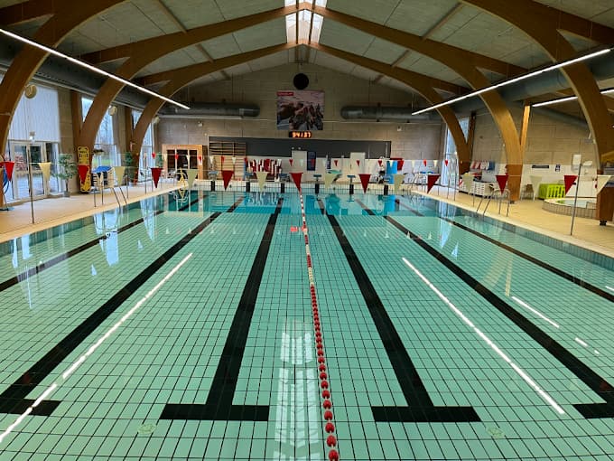 Fløng Svømmehal
